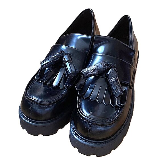 Vagabond Shoes - NWOT Vagabond Cosmo Black Polished Leather Chunky platform Loafer Shoes Tassel